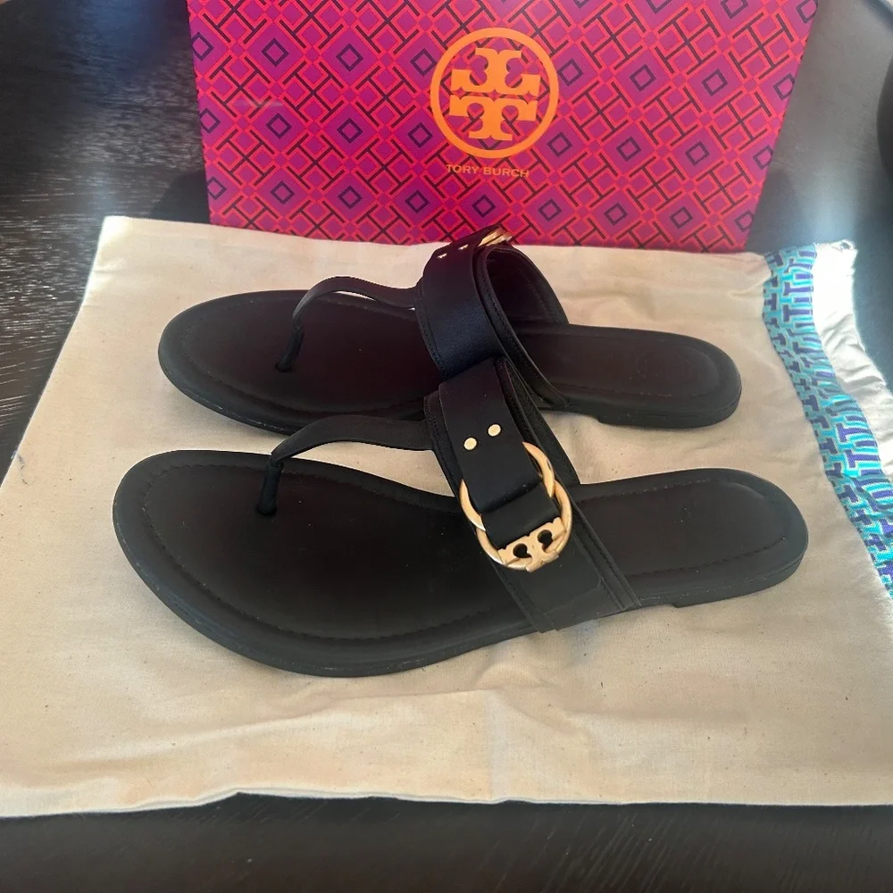 Nearly New Tory Burch Black Marsden Calf Leather Thong Sandals Size 8